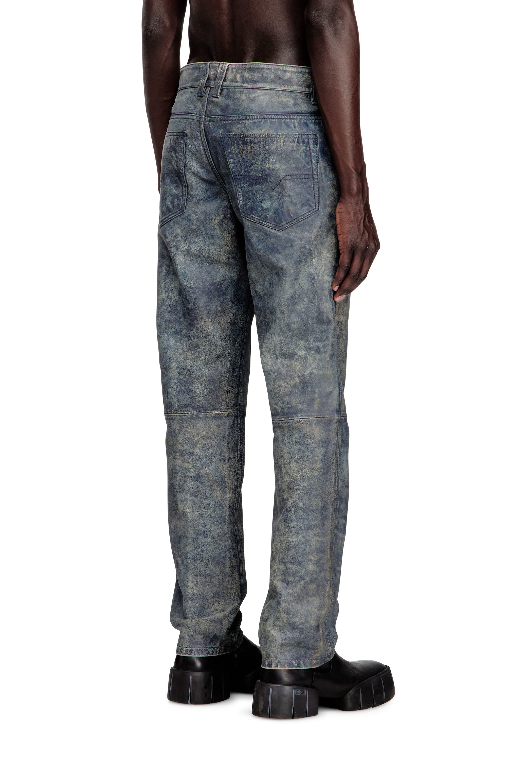 P-Vyll-Qmbw Leather Trousers