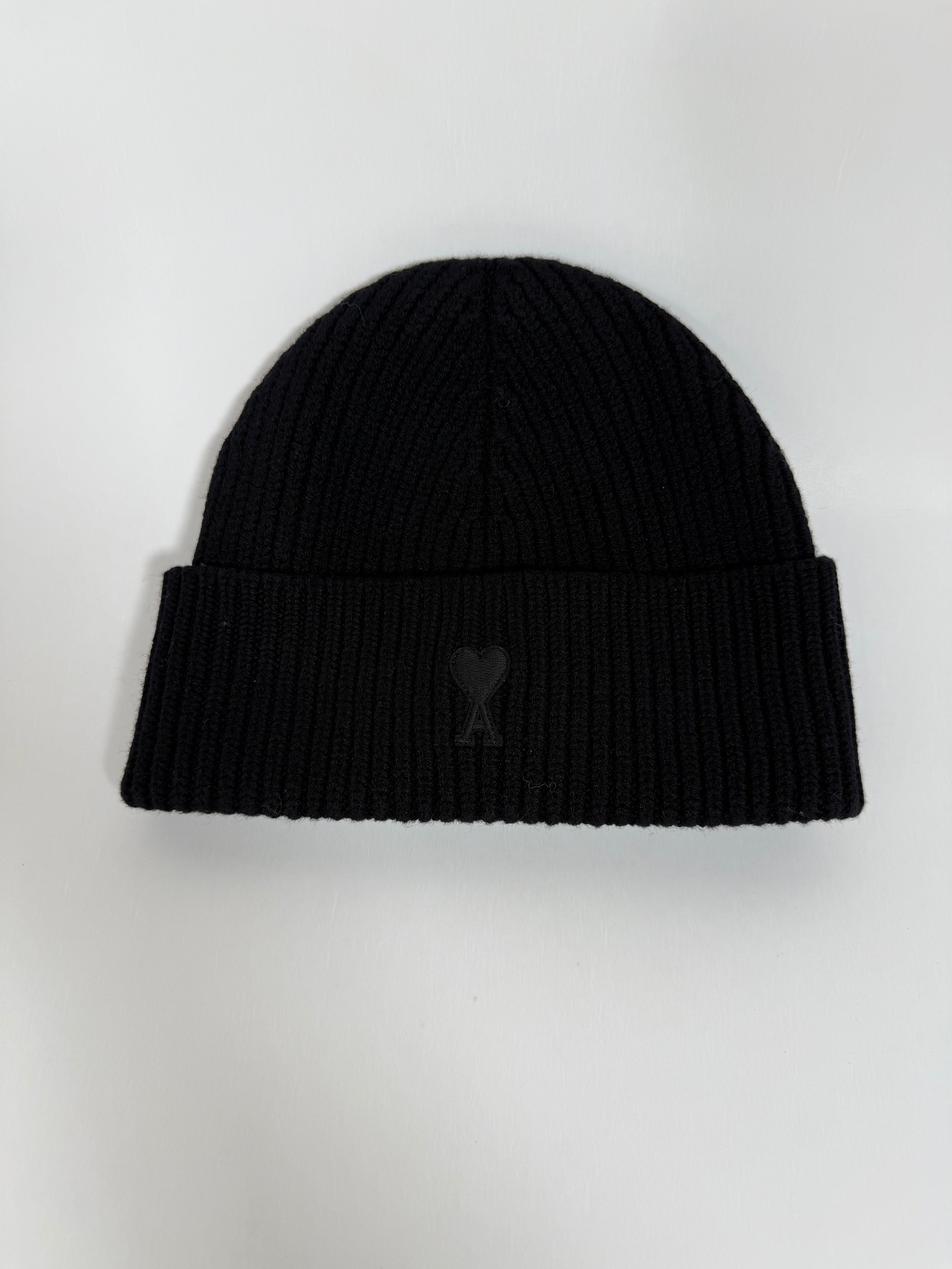 Ami De Coeur Merino Beanie
