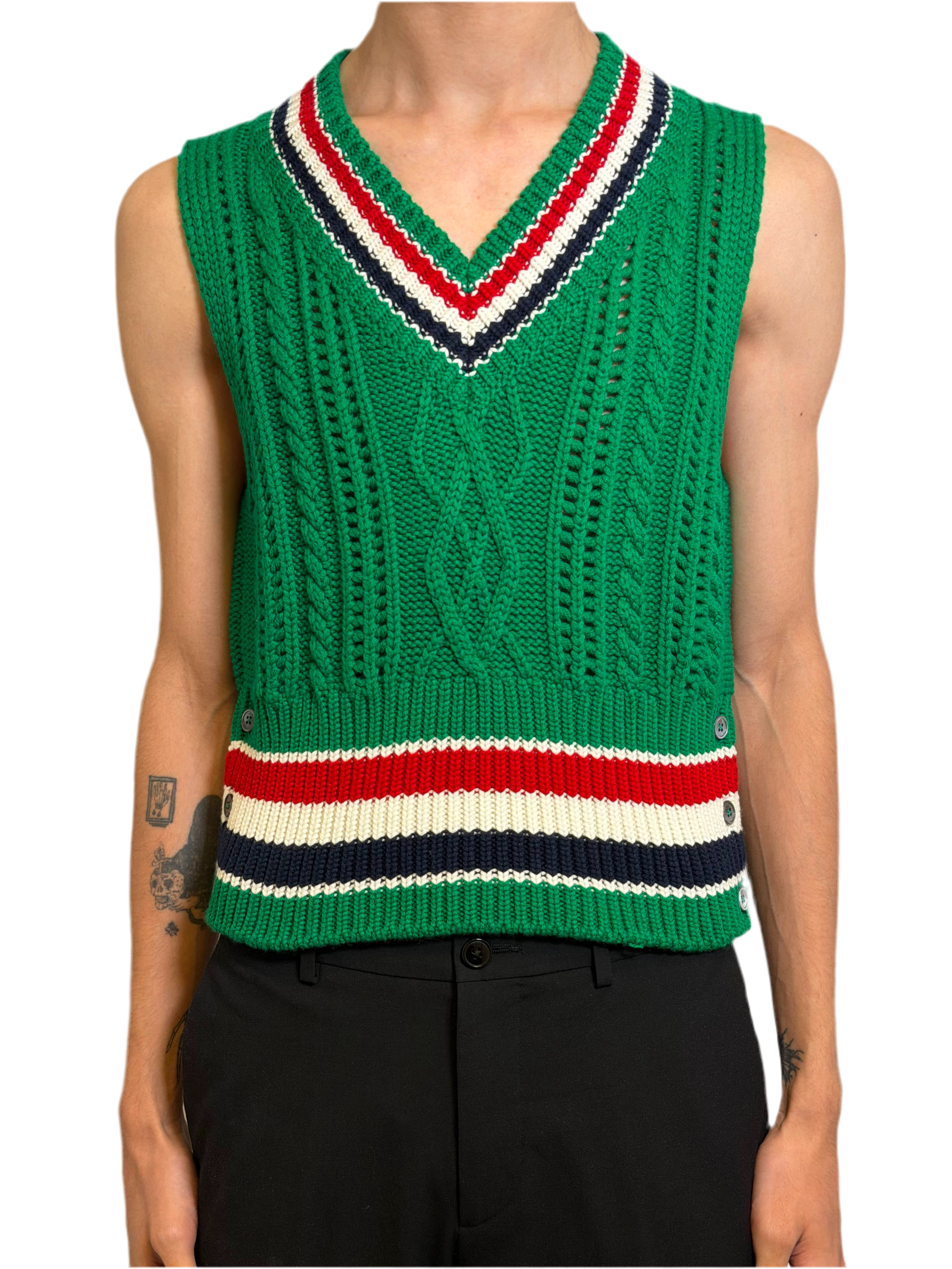 Classic Cable V Neck Pullover Vest In Chunky Cashmere W/ Rwb Stripe