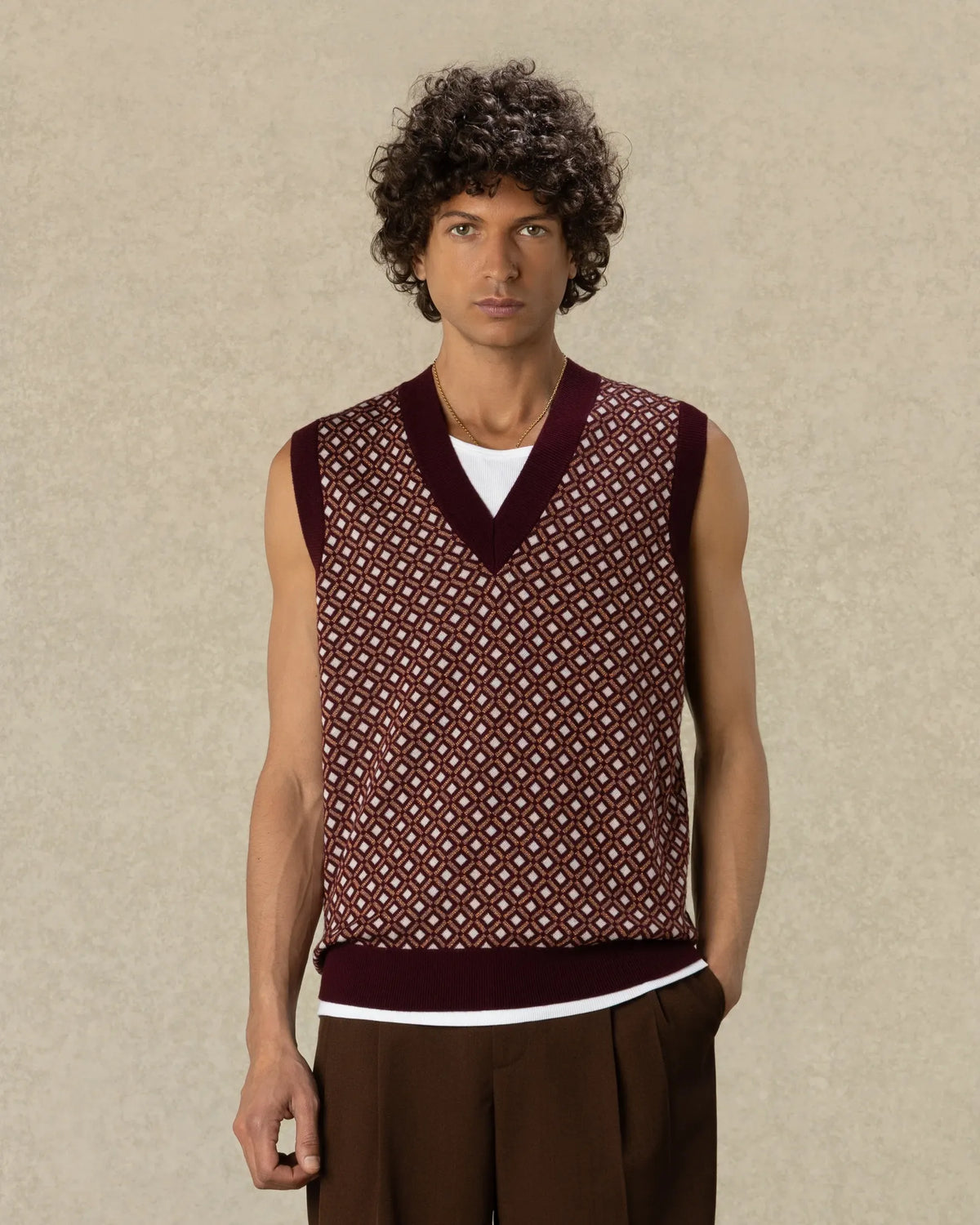 Drôle de Monsieur ärmellose Strickweste in Braun
