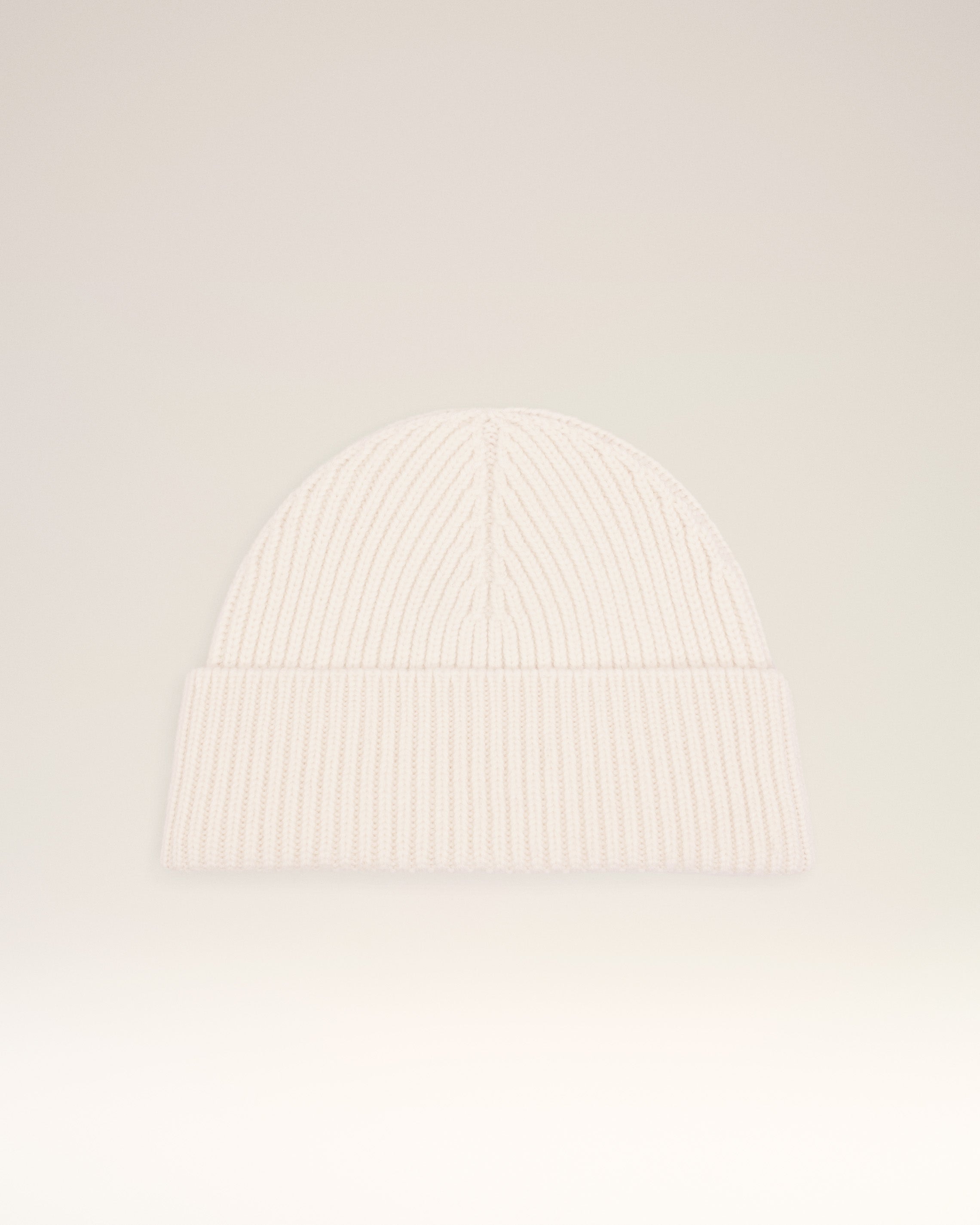 Ami De Coeur Merino Beanie