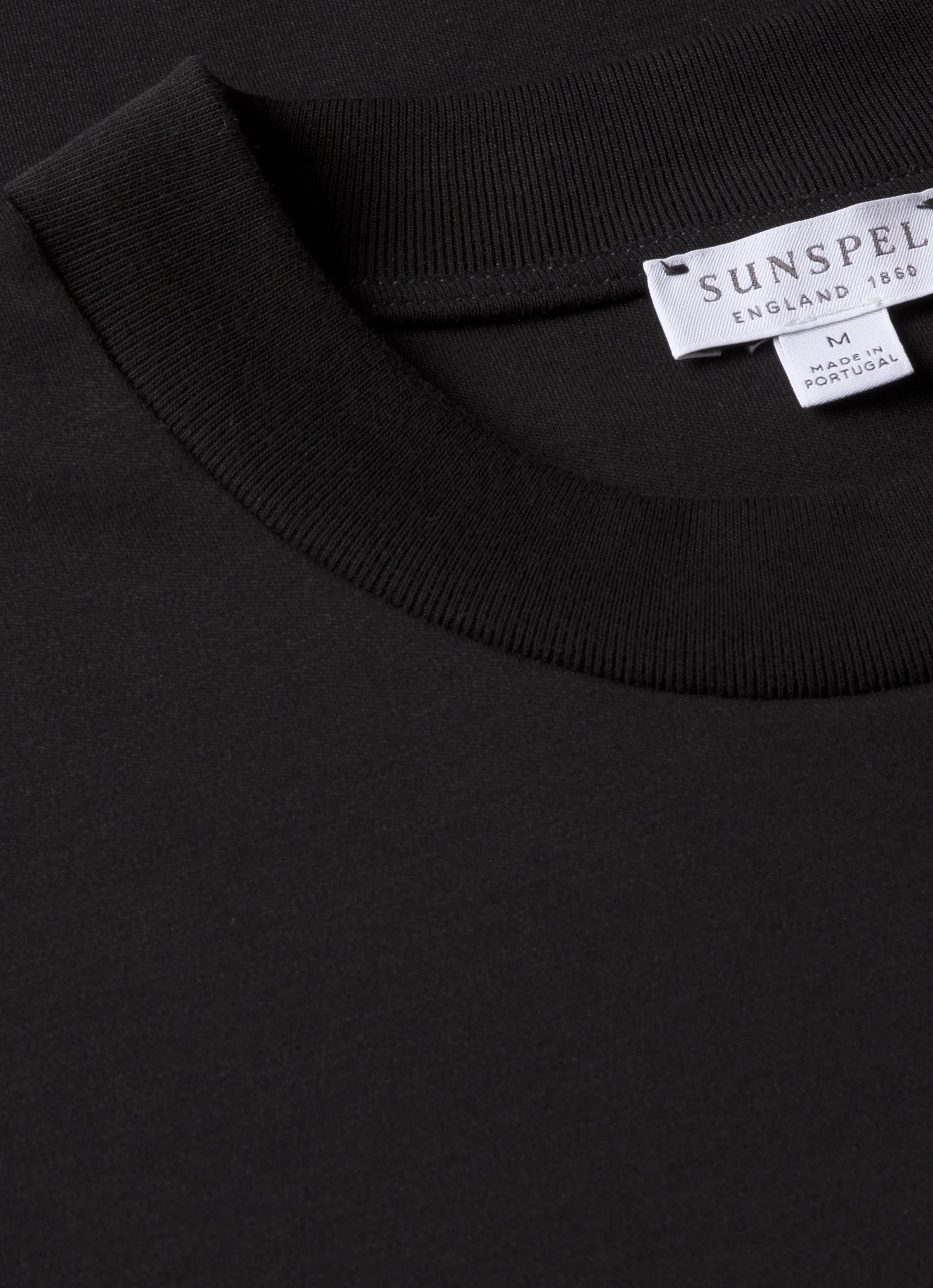 Sunspel Heavy Weight Black T Shirt flat detail