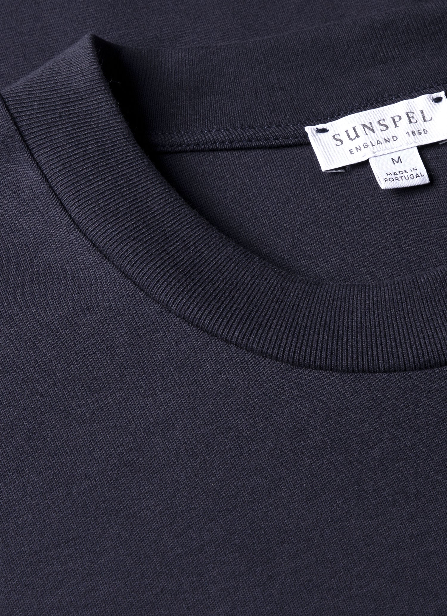 Sunspel Heavy Weight Navy T Shirt flat detail