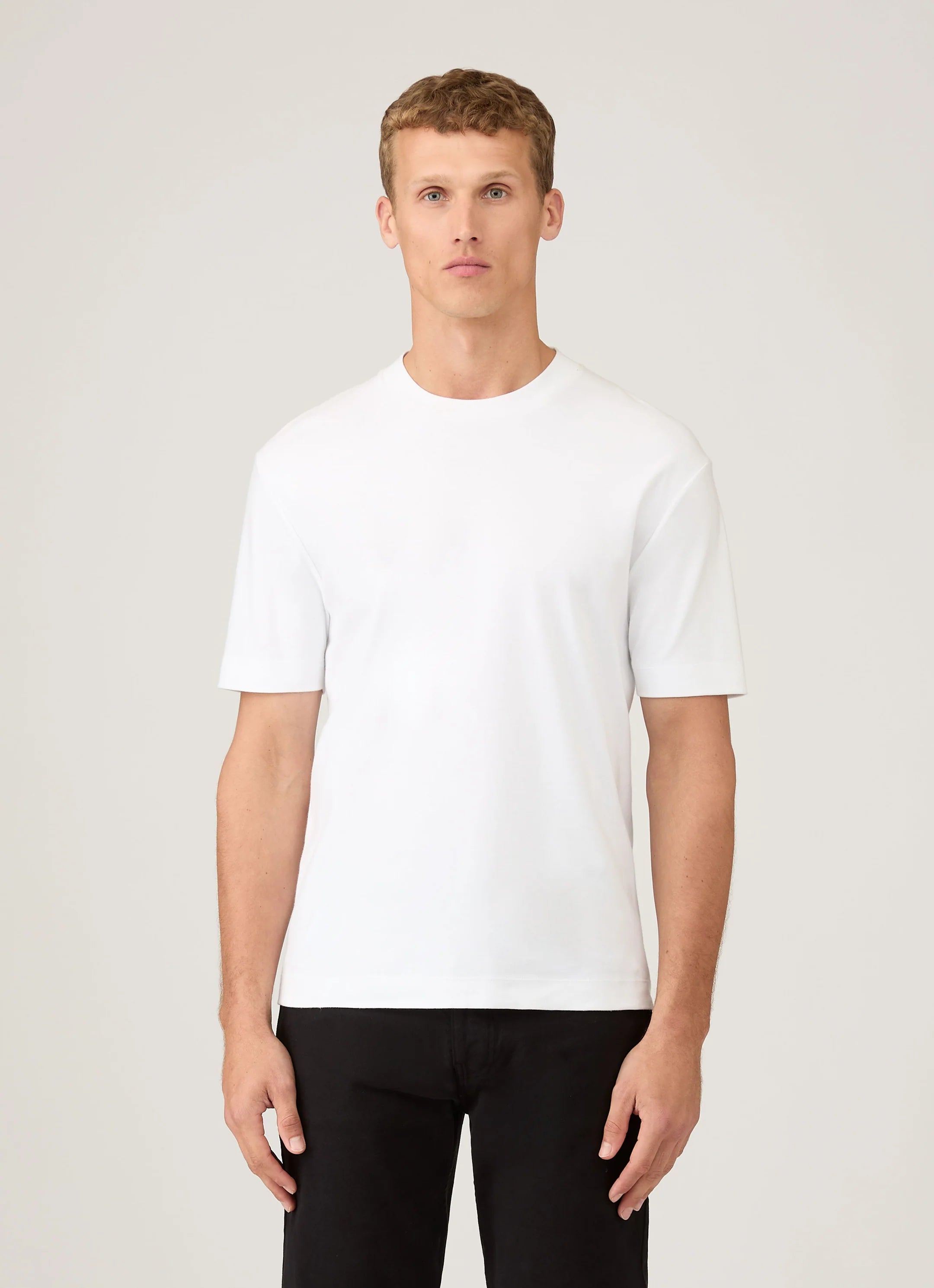 Sunspel Heavy Weight White T Shirt model front