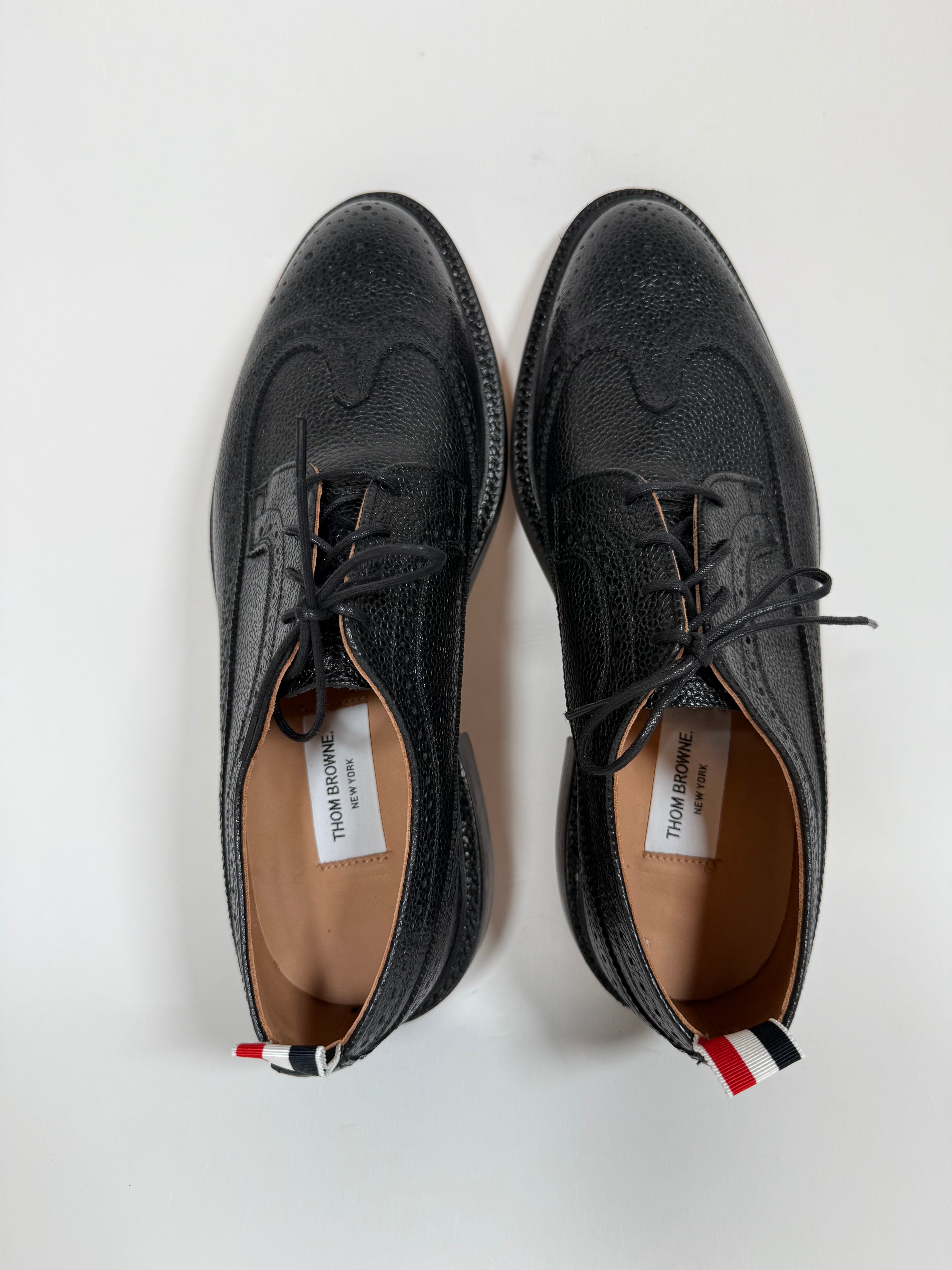 Classic Longwing Brogue W/ Goodyear Leather Sole W/ Metal Taps In Pebble Grain Leather