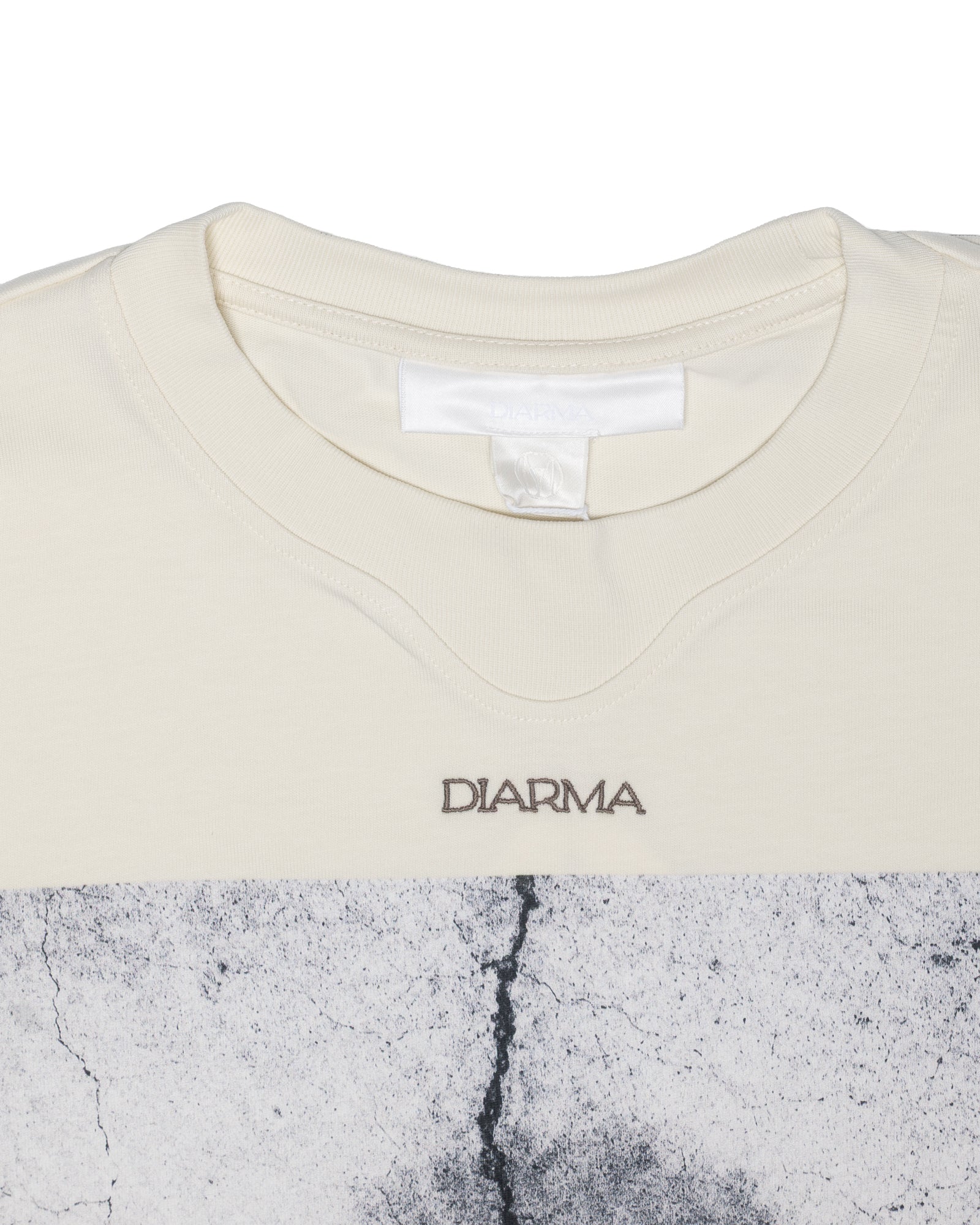 DIARMA Cracked Wall Cream Shortsleeve