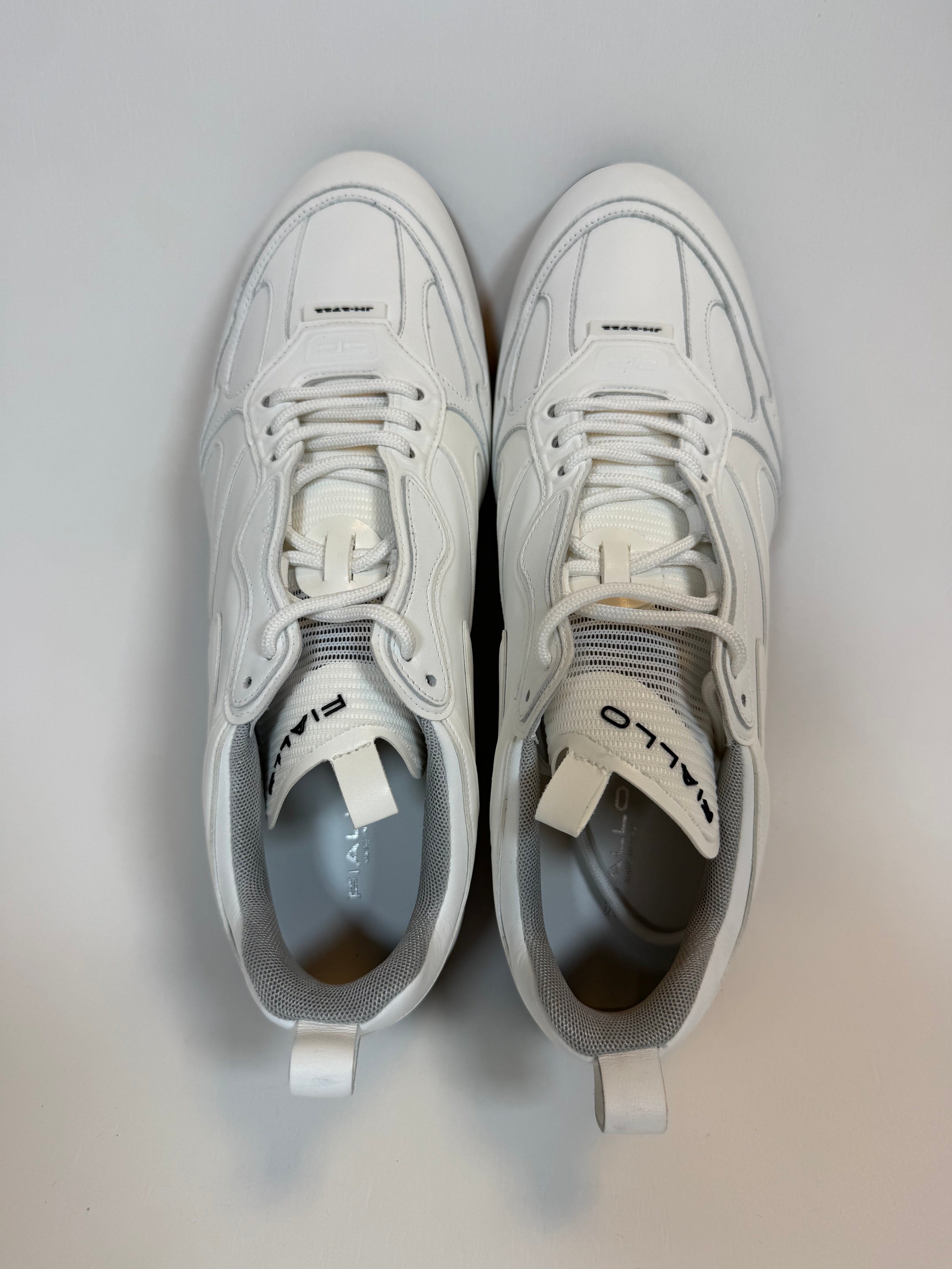 Fiallo White Leather Sneaker top