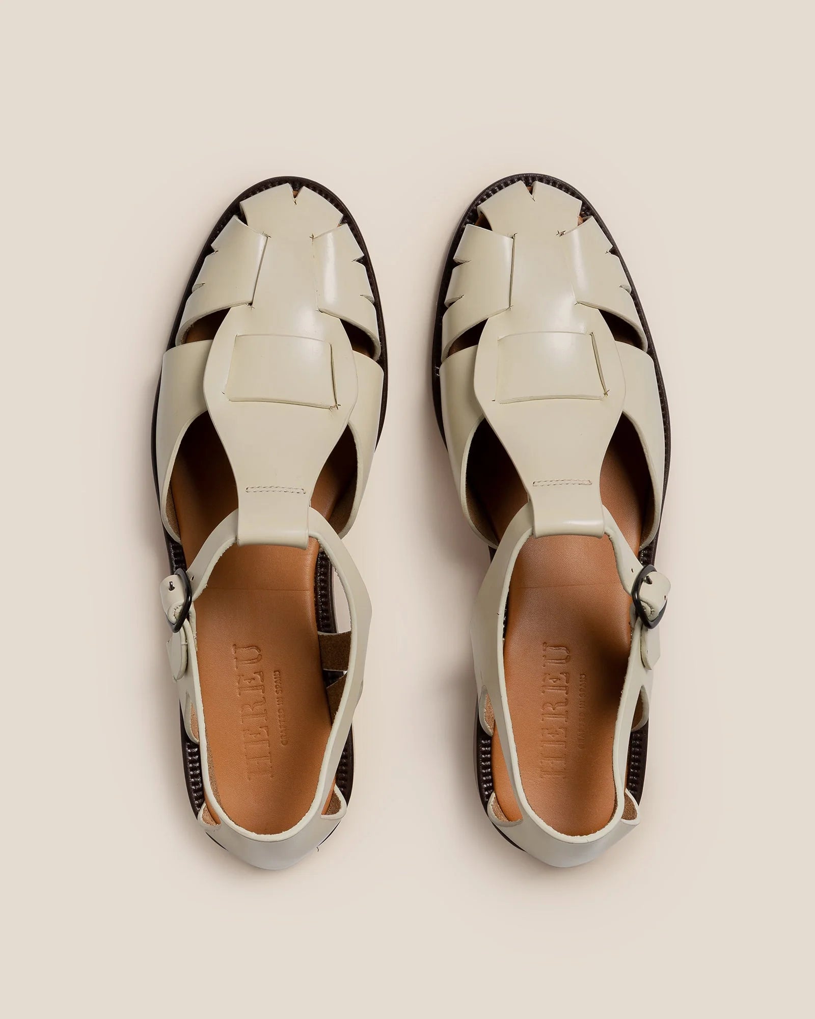 Pesca Custard Fisherman Sandal top
