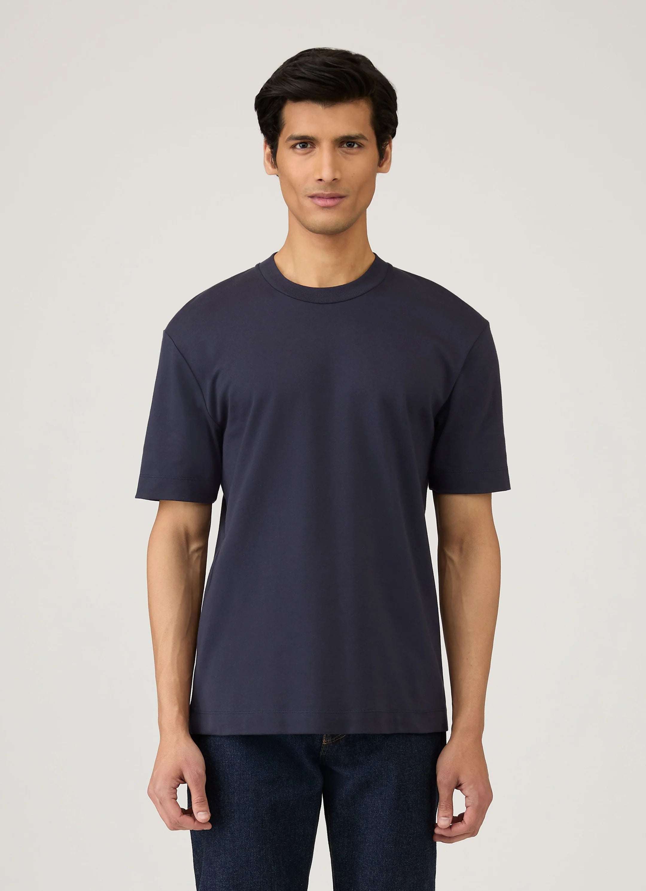 Sunspel Heavy Weight Navy T Shirt model front
