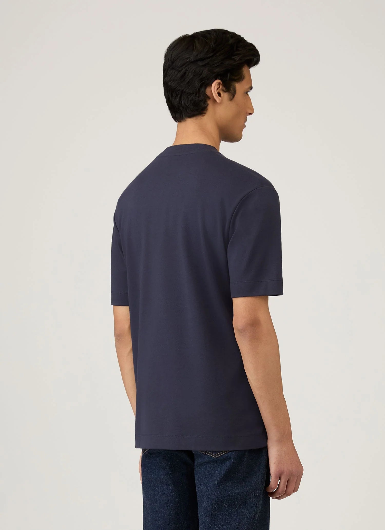 Sunspel Heavy Weight Navy T Shirt model back